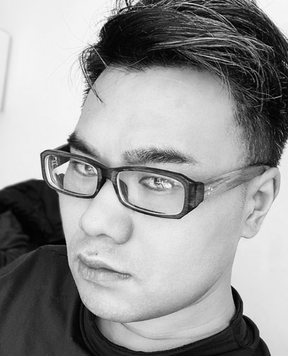 凹凸設(shè)計(jì)師顧偉