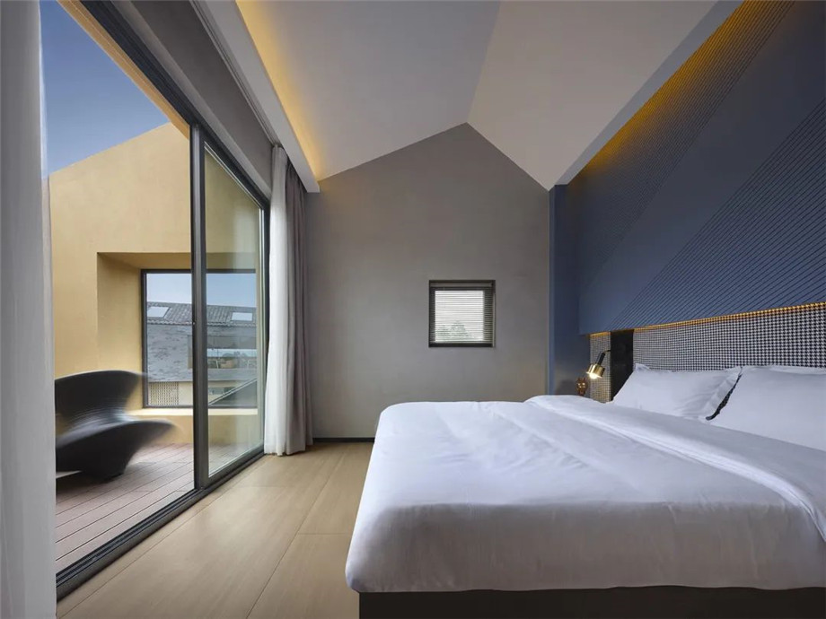 民宿大床房設(shè)計(jì)-傳統(tǒng)又現(xiàn)代的椒蘭山房高端民宿設(shè)計(jì)案例 民宿大床房設(shè)計(jì)-傳統(tǒng)又現(xiàn)代的椒蘭山房高端民宿設(shè)計(jì)案例