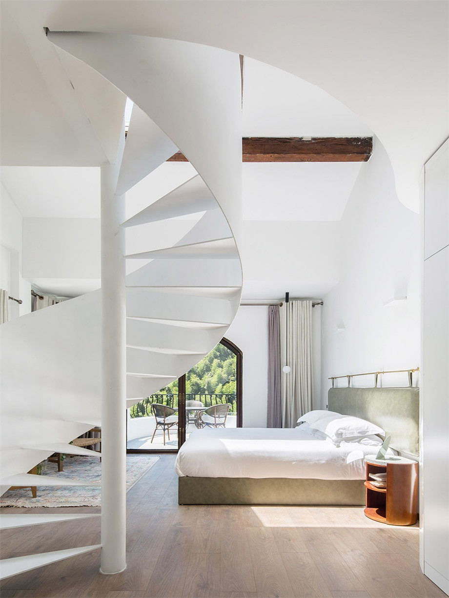 超棒的度假民宿改造設(shè)計(jì)：云頂堡酒店改造設(shè)計(jì)