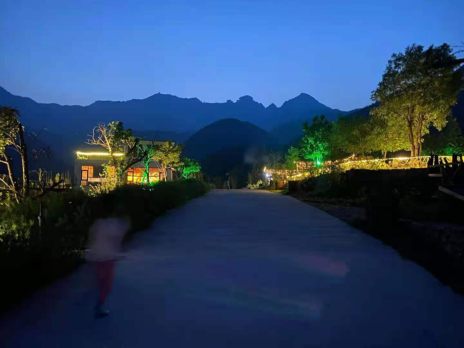 凹凸新作|最美鄉(xiāng)村民宿設計  新鄉(xiāng)張泗溝《山的禮物·民宿》