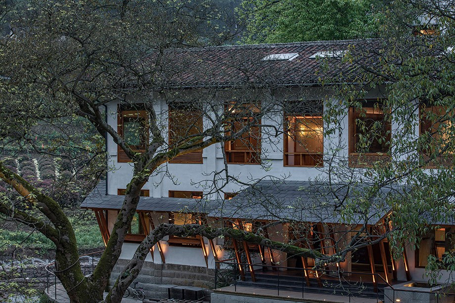 鄉(xiāng)村民宿改造設(shè)計案例:元門民宿小學(xué)翻新改造 鄉(xiāng)村民宿改造設(shè)計案例:元門民宿小學(xué)翻新改造