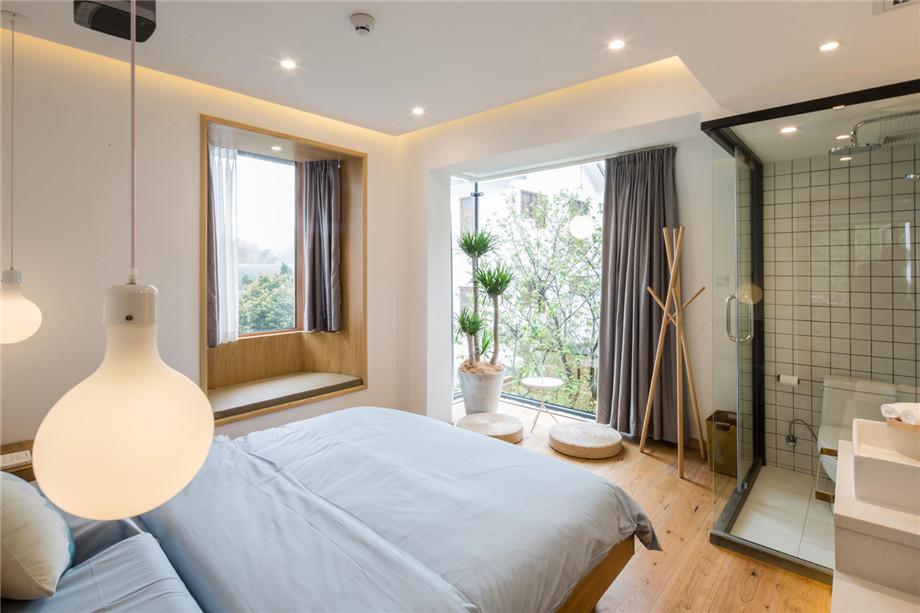 老舊民房改造民宿案例  杭州棲云民宿酒店設(shè)計