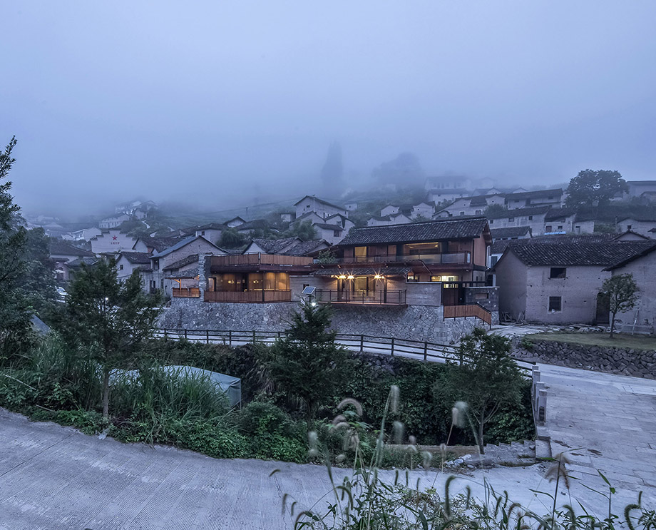 凹凸民宿酒店設(shè)計(jì)公司 凹凸民宿酒店設(shè)計(jì)公司