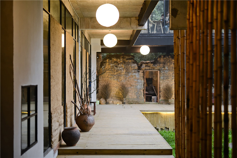 老房藝術(shù)改造 虎峰山寺下山隱民宿設(shè)計案例 老房藝術(shù)改造 虎峰山寺下山隱民宿設(shè)計案例