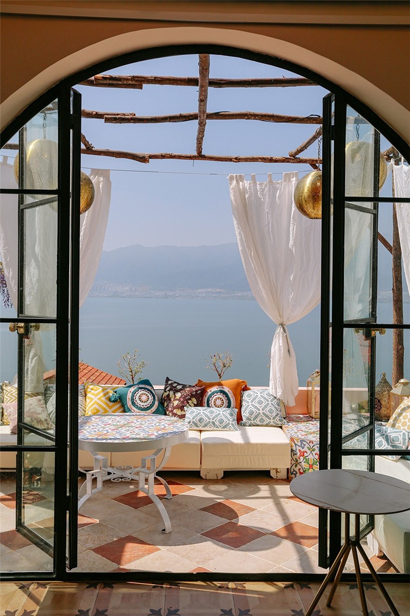 意大理風(fēng)情民宿設(shè)計(jì)   大理夏禾夫人民宿設(shè)計(jì)賞析