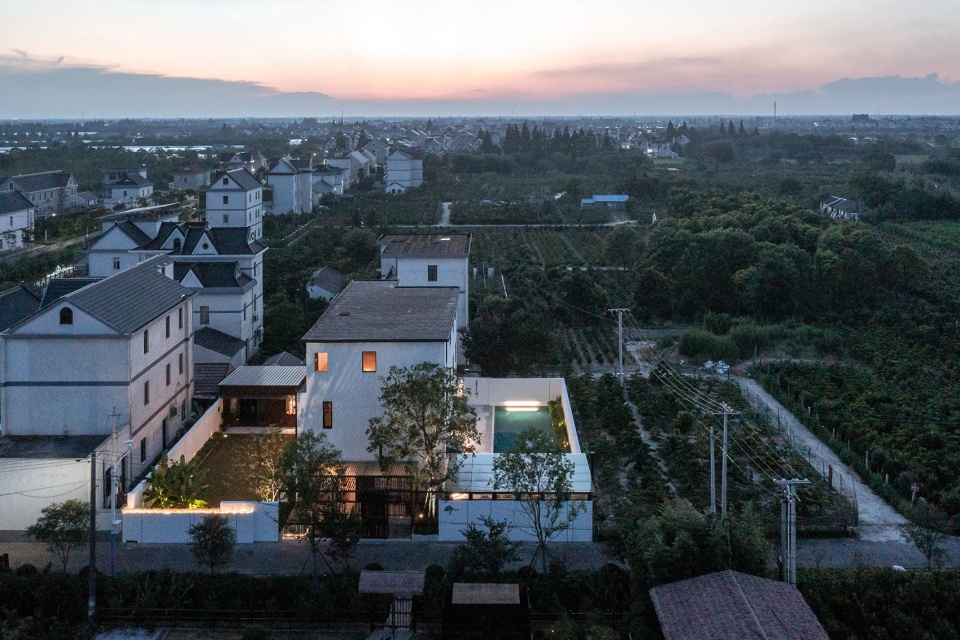 白墻灰瓦 上海崇明島左盼民宿改造設(shè)計(jì)案例賞析 白墻灰瓦 上海崇明島左盼民宿改造設(shè)計(jì)案例賞析