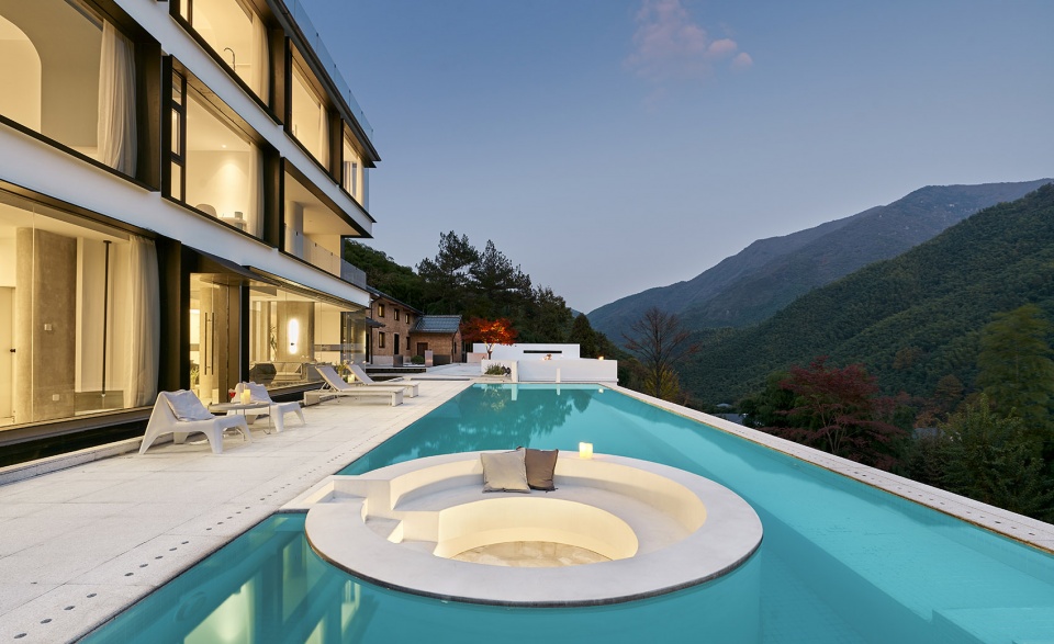 泳池設(shè)計(jì)-老房改造成網(wǎng)紅民宿 浙江木野民宿設(shè)計(jì)賞析 泳池設(shè)計(jì)-老房改造成網(wǎng)紅民宿 浙江木野民宿設(shè)計(jì)賞析