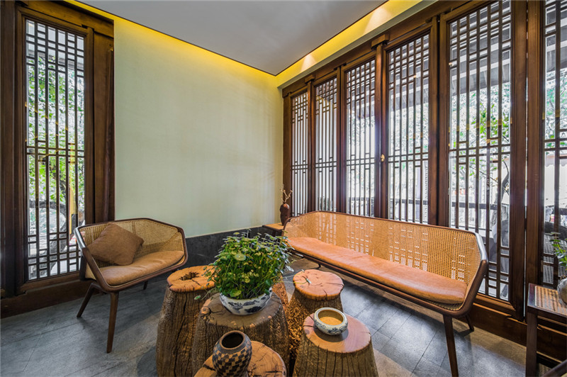 云南大理沙溪樹下客棧民宿設計 凹凸民宿酒店設計公司