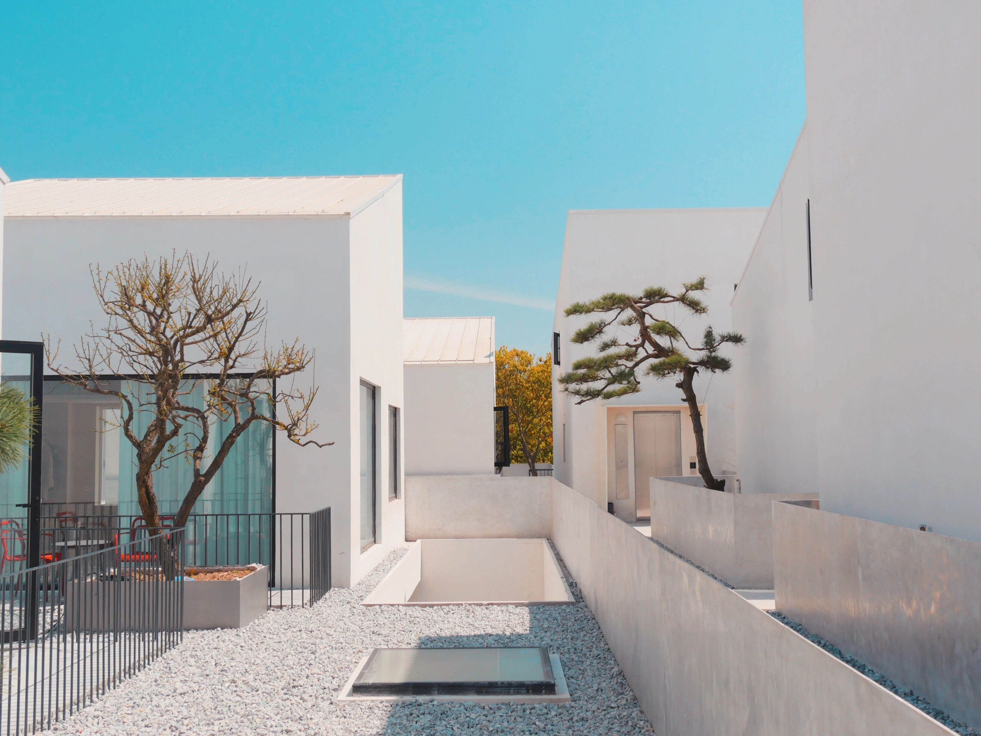 江南與現(xiàn)代融合的半舍輕奢民宿設(shè)計案例賞析 江南與現(xiàn)代融合的半舍輕奢民宿設(shè)計案例賞析