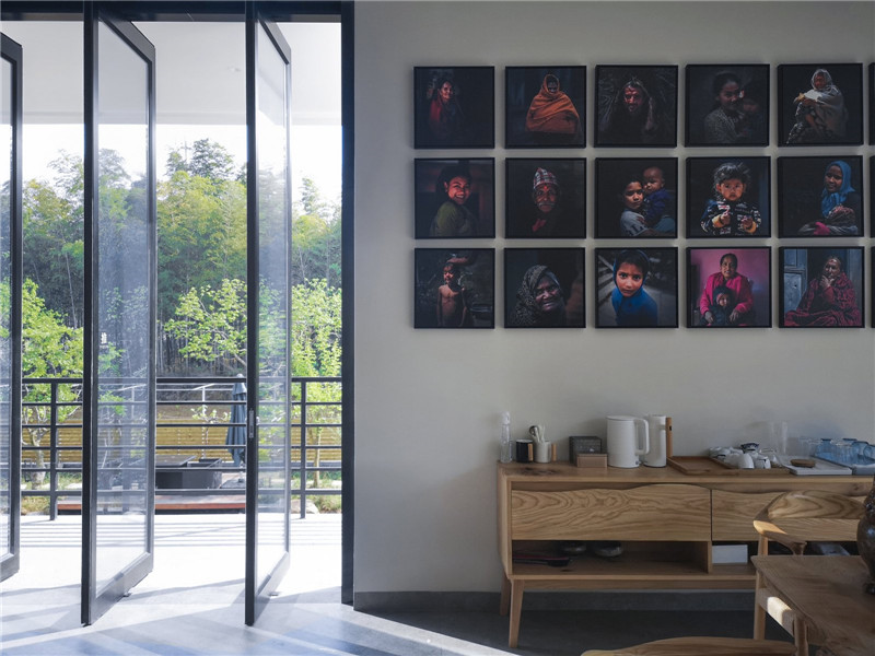 樸素自然的浙江無錫松樓藝宿攝影民宿大廳設(shè)計(jì)賞析 樸素自然的浙江無錫松樓藝宿攝影民宿大廳設(shè)計(jì)賞析