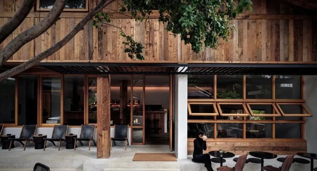 凹凸民宿酒店設(shè)計公司