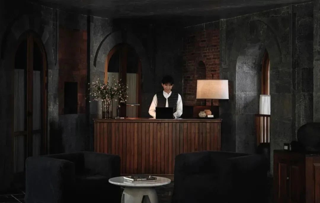 凹凸民宿酒店設(shè)計公司