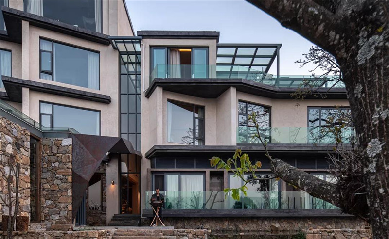 云南樹幾山舍鄉(xiāng)村民宿改造設(shè)計案例賞析 云南樹幾山舍鄉(xiāng)村民宿改造設(shè)計案例賞析