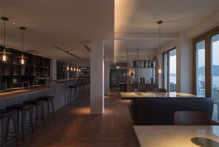 青島樸宿·棲瀾海居民宿設(shè)計(jì)型酒店 凹凸民宿酒店設(shè)計(jì)公司