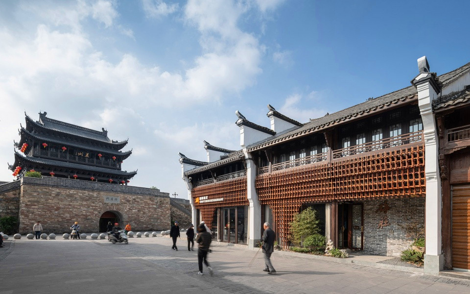 凹凸民宿酒店設(shè)計(jì)公司