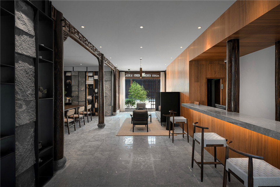 凹凸民宿酒店設(shè)計(jì)公司