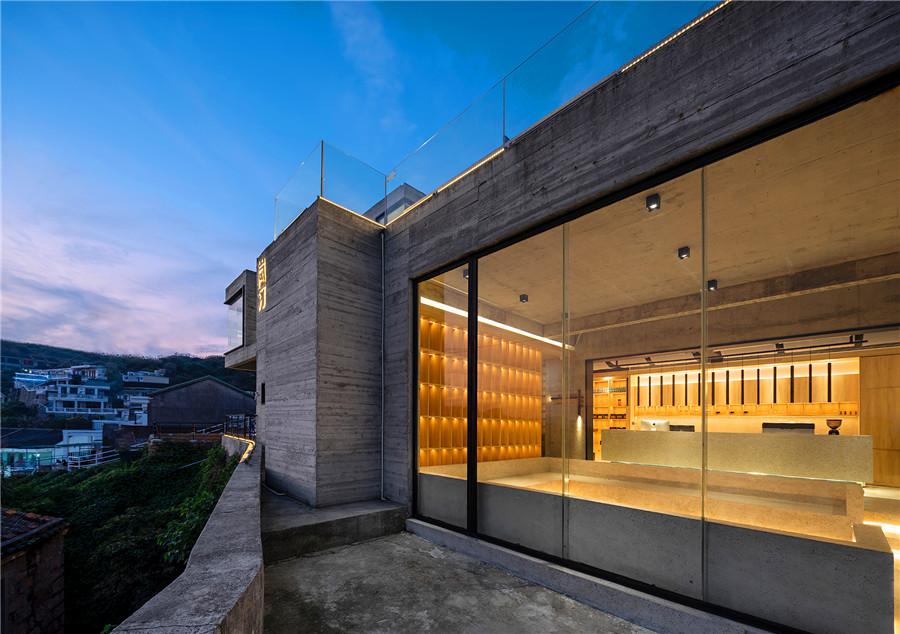 凹凸民宿酒店設(shè)計公司