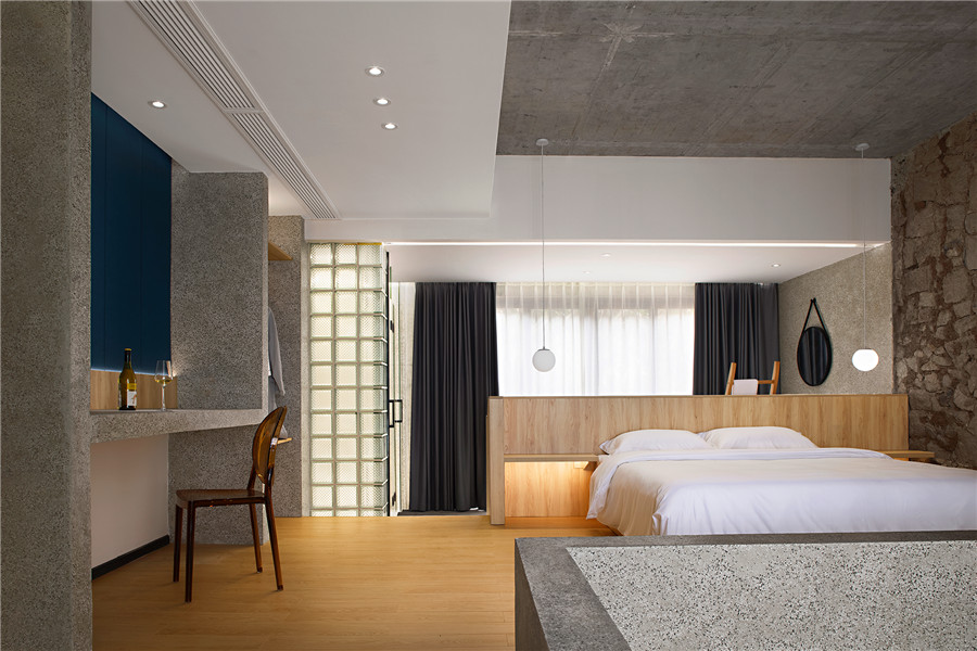 凹凸民宿酒店設(shè)計公司