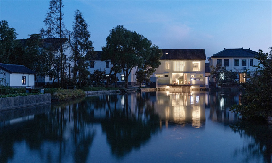 凹凸民宿酒店設(shè)計(jì)公司 凹凸民宿酒店設(shè)計(jì)公司