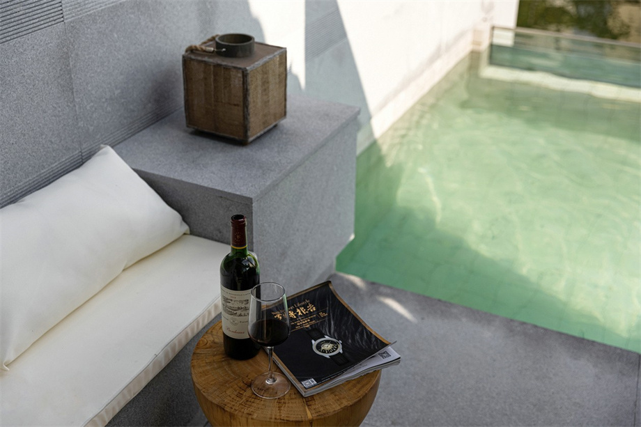 凹凸民宿酒店設(shè)計(jì)公司 凹凸民宿酒店設(shè)計(jì)公司