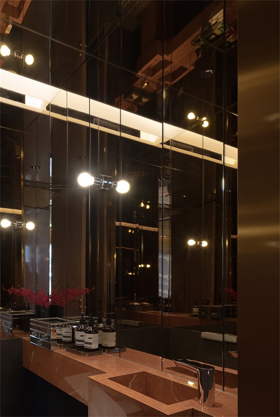 凹凸民宿酒店設計公司 凹凸民宿酒店設計公司