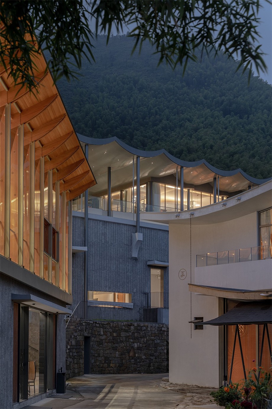 凹凸民宿酒店設(shè)計(jì)公司 凹凸民宿酒店設(shè)計(jì)公司