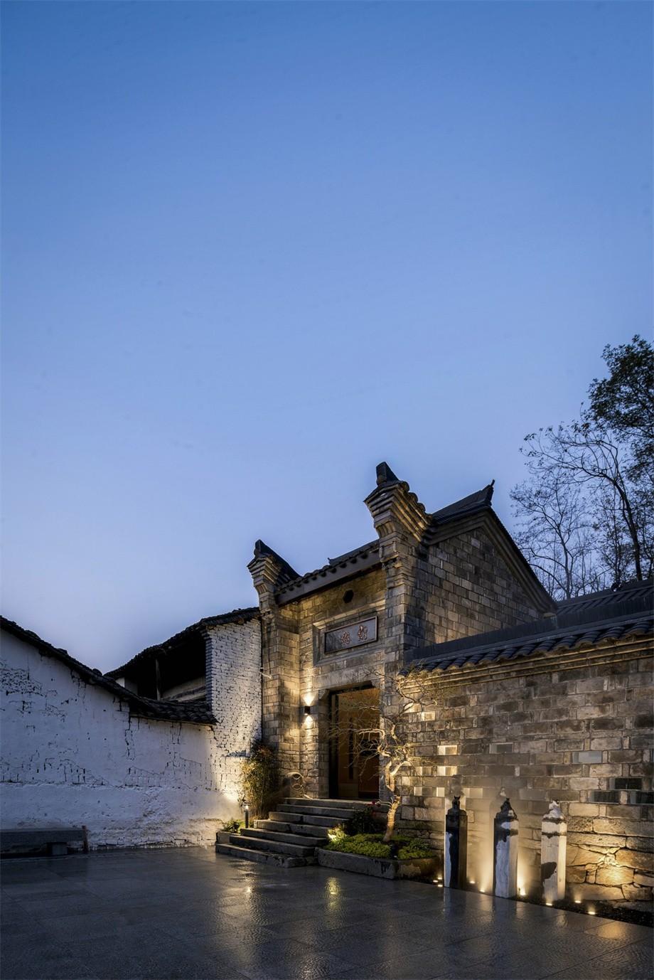 凹凸民宿酒店設(shè)計公司