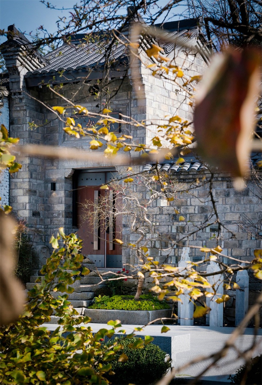 凹凸民宿酒店設(shè)計公司