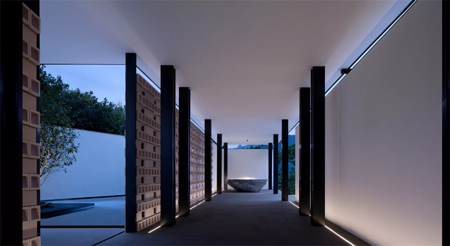 凹凸民宿酒店設(shè)計(jì)公司