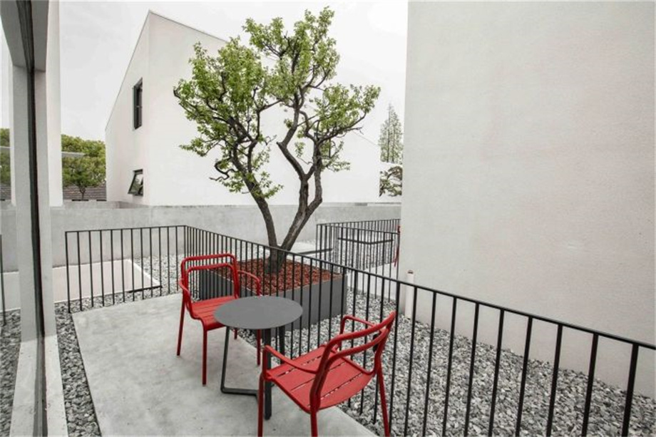 凹凸民宿酒店設(shè)計(jì)公司