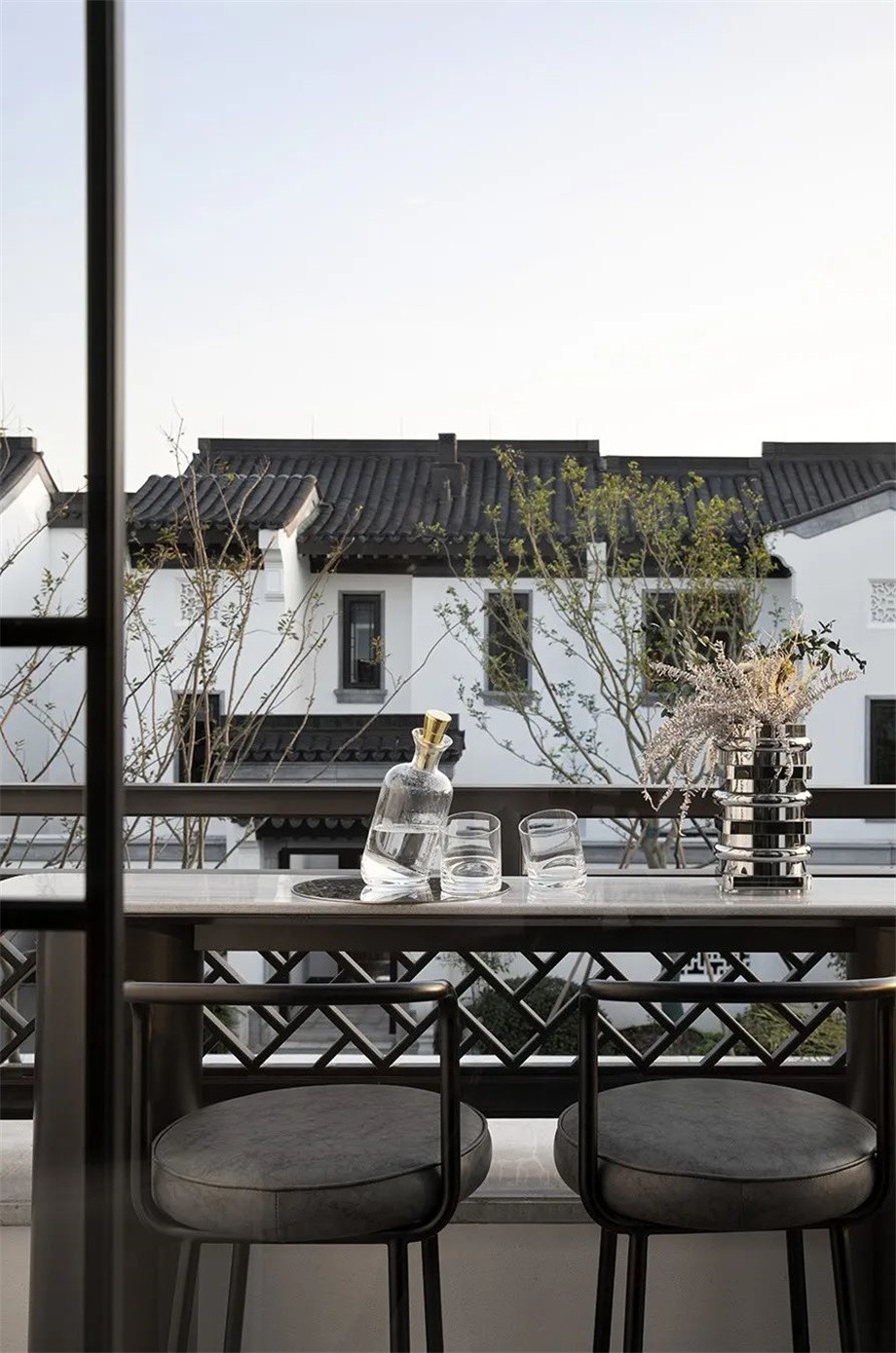 凹凸民宿酒店設(shè)計公司