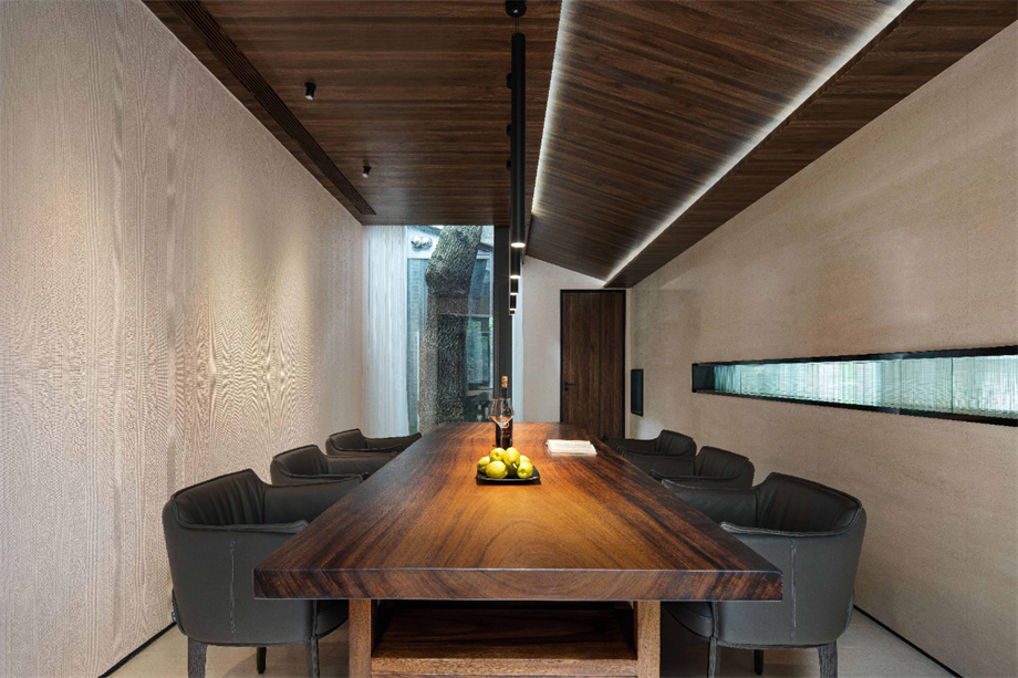 凹凸民宿酒店設(shè)計公司